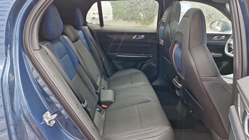 Lynk &amp; Co 01 1.5 Phev 261 Ch Dcth7