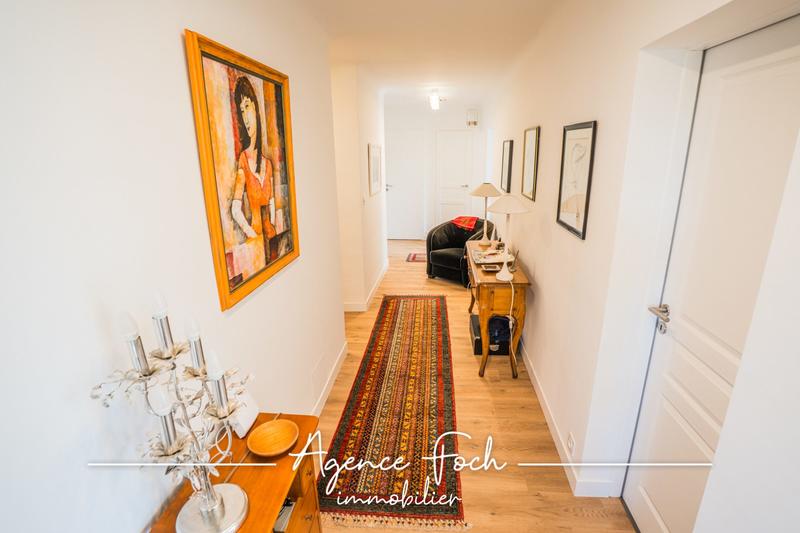 Maison - 190 m² - 6 pièces