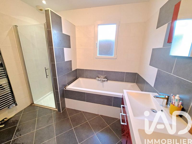 Maison - 145 m² - 7 pièces