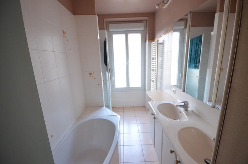 Maison de village - 197 m² - 7 pièces