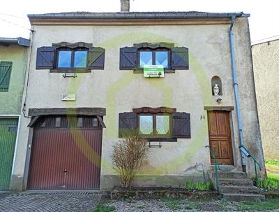 Maison - 96 m² - 5 pièces