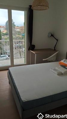 Chambre - 9 m² - 1 pièce