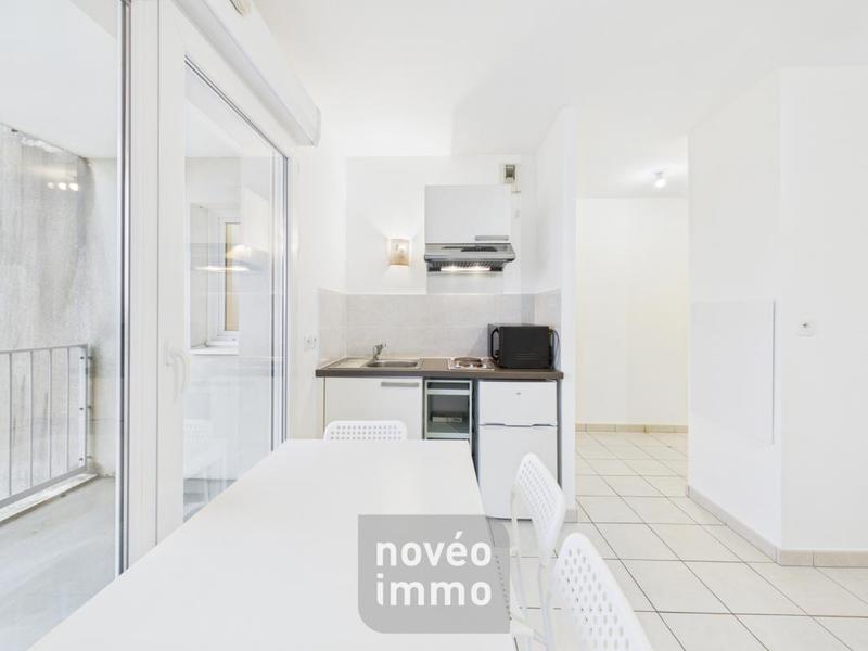 Studio - 25 m² - 1 pièce