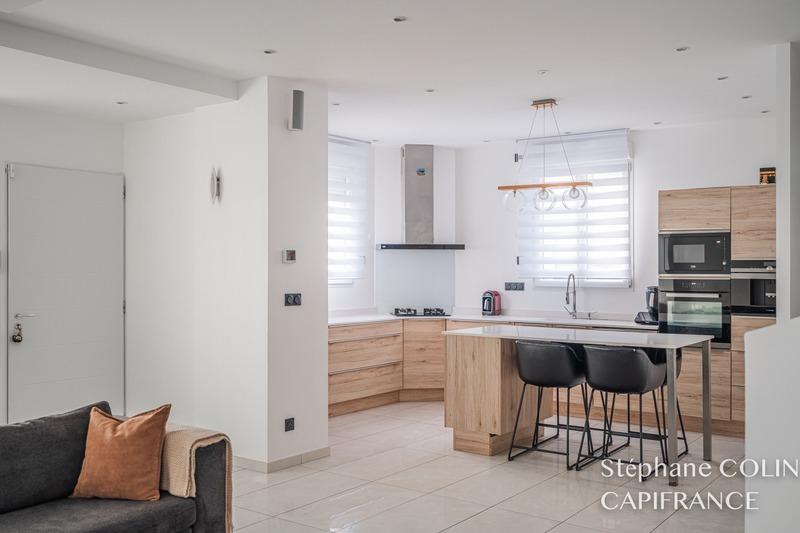 Maison - 156 m² - 7 pièces