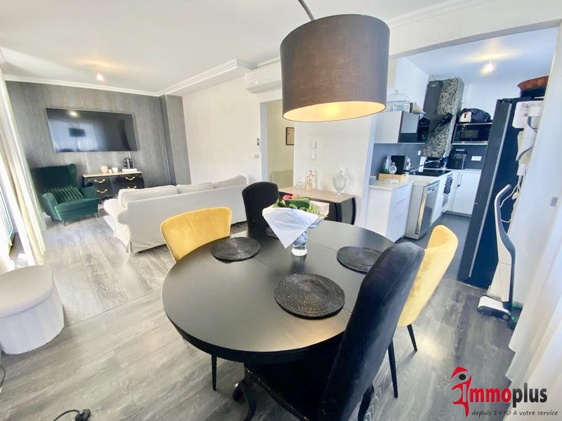 Maison - 85 m² - 5 pièces