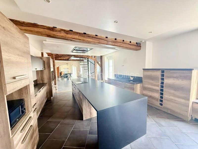 Longère - 278 m² - 8 pièces