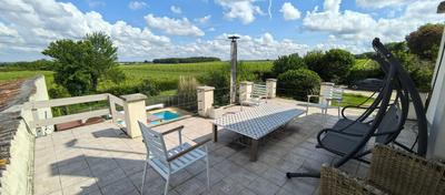 Maison - 272 m² - 11 pièces