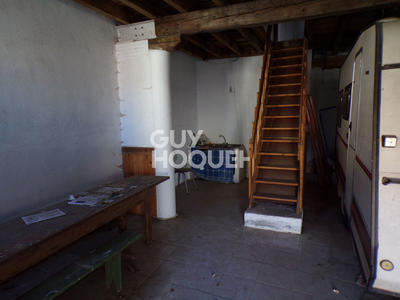 Maison - 136 m² - 2 pièces