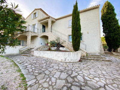 Appartement - 81 m² - 4 pièces