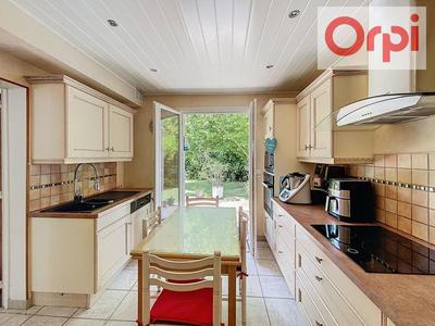 Maison - 136 m² - 5 pièces