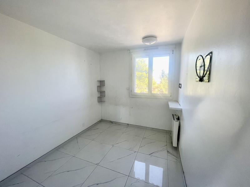 Appartement - 92 m² - 5 pièces