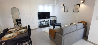 Immeuble - 210 m² - 10 pièces