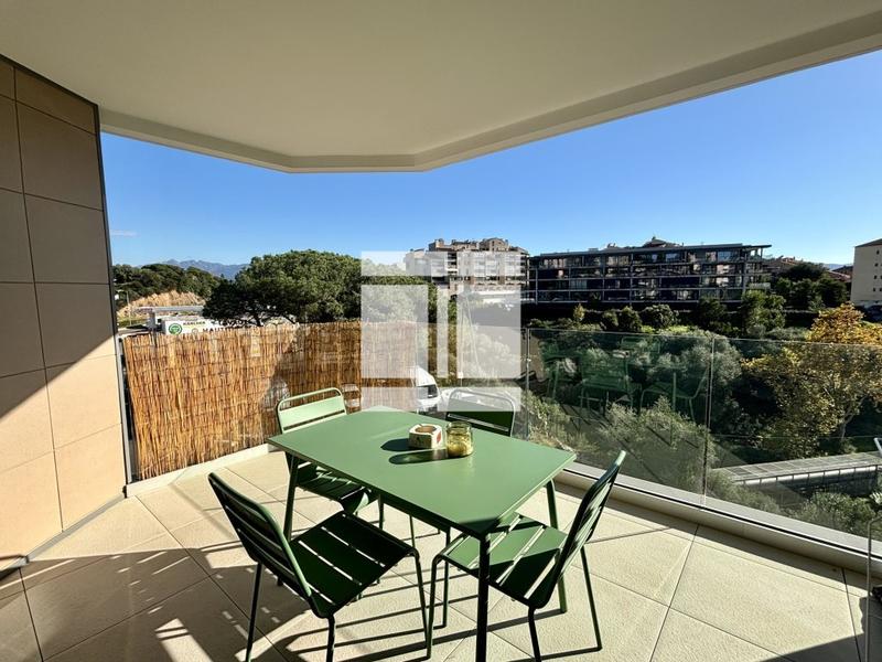 Appartement - 109 m² - 4 pièces