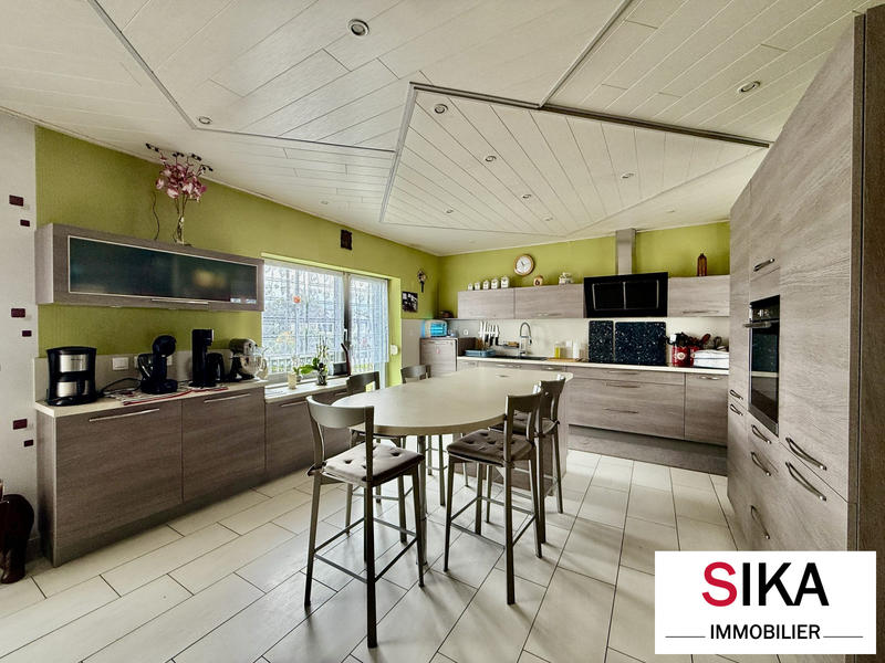 Maison - 157 m² - 6 pièces