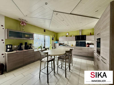 Maison - 157 m² - 6 pièces