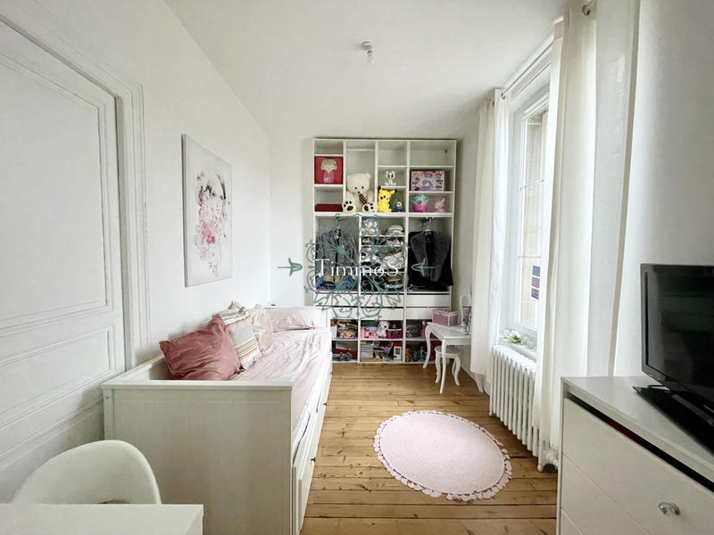 Maison bourgeoise - 198 m² - 10 pièces