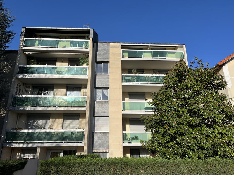 Appartement - 128 m² - 4 pièces