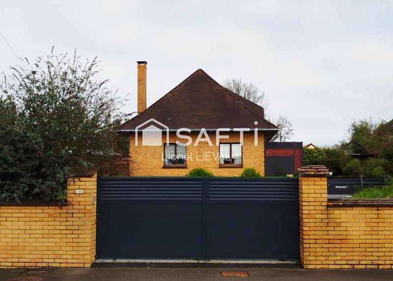 Maison - 220 m² - 9 pièces