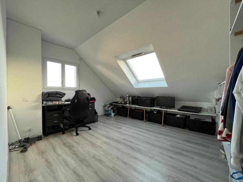 Maison - 112 m² - 6 pièces