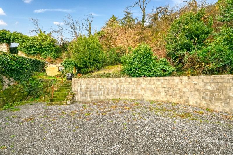 Maison - 98 m² - 6 pièces