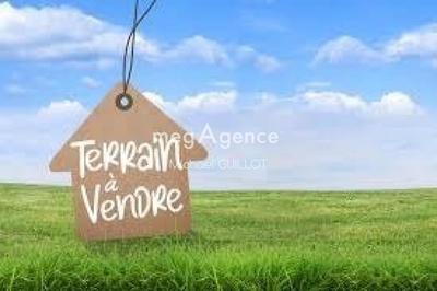 Terrain constructible - 854 m²