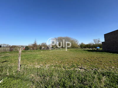 Terrain constructible - 1 123 m²