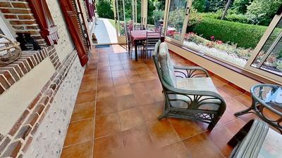 Maison - 143 m² - 7 pièces