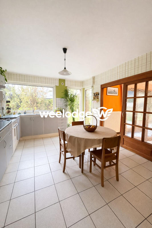 Maison - 123 m² - 8 pièces