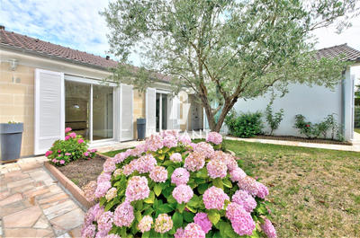 Maison - 170 m² - 8 pièces