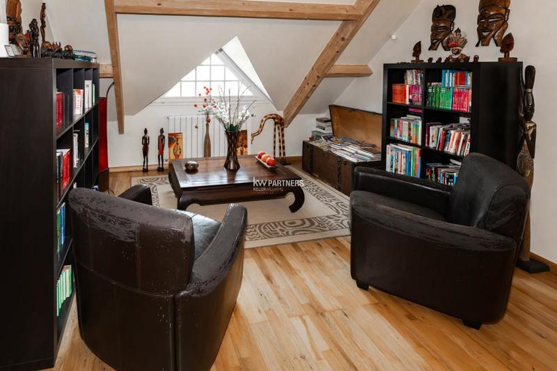 Maison - 230 m² - 8 pièces