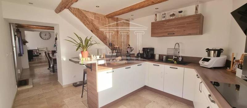 Maison - 104 m² - 3 pièces