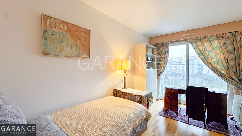 Appartement - 120 m² - 5 pièces