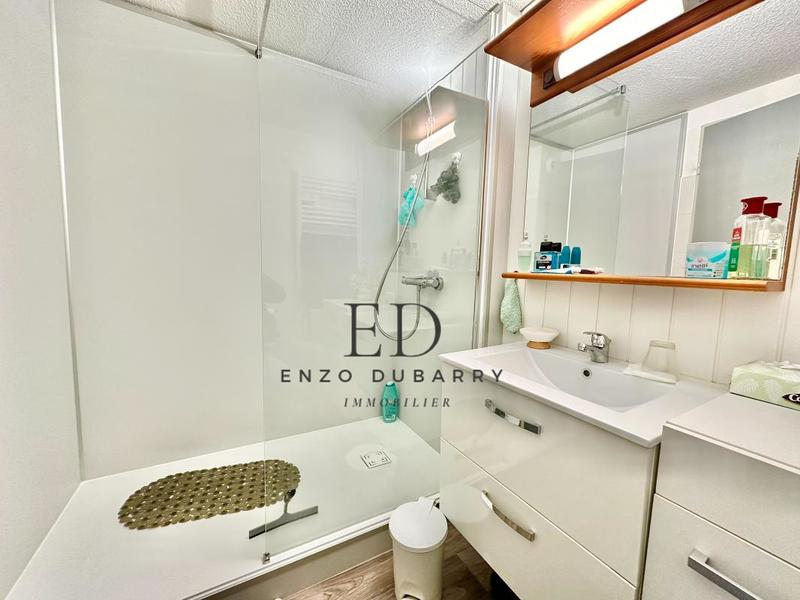 Appartement - 77 m² - 3 pièces