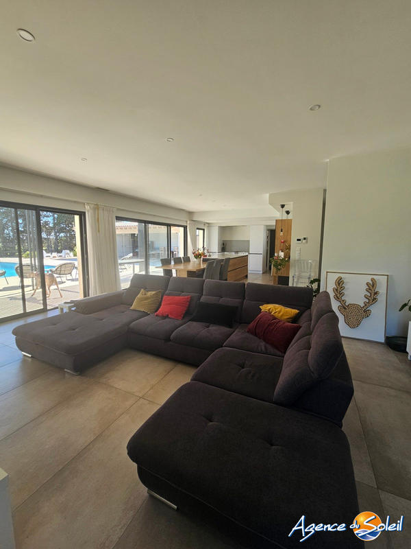 Maison - 174 m² - 4 pièces