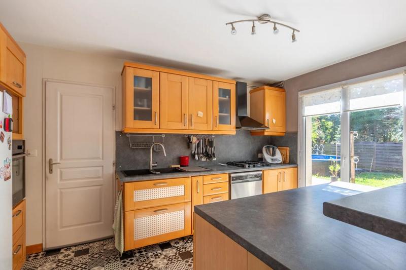 Maison - 155 m² - 6 pièces