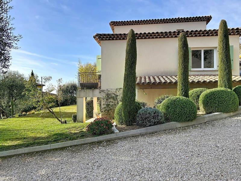 Maison - 164 m² - 5 pièces