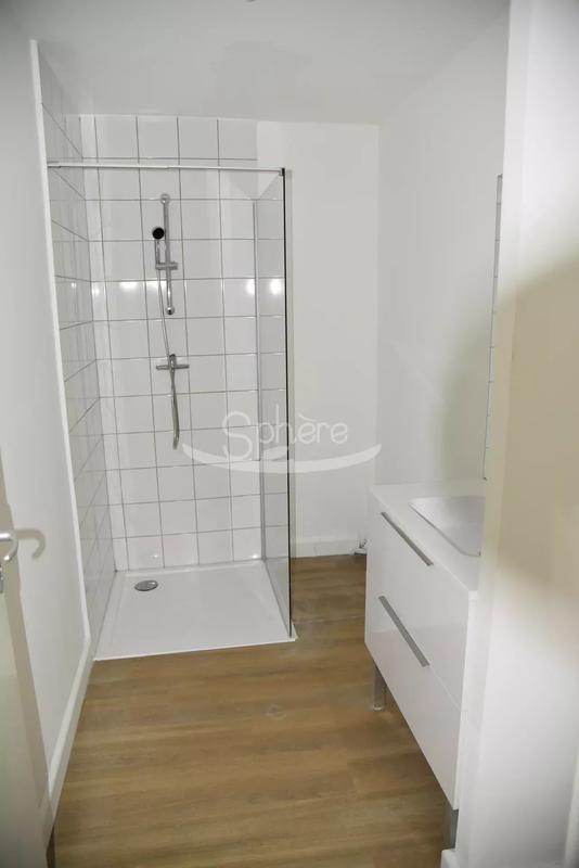 Appartement - 82 m² - 5 pièces