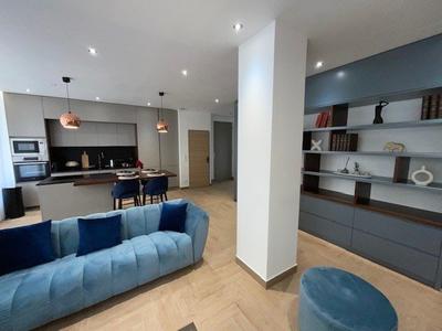 Appartement - 82 m² - 3 pièces