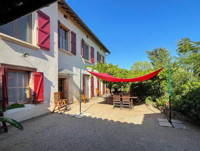 Maison - 185 m² - 5 pièces