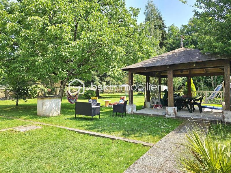 Maison traditionnelle - 117 m² - 6 pièces