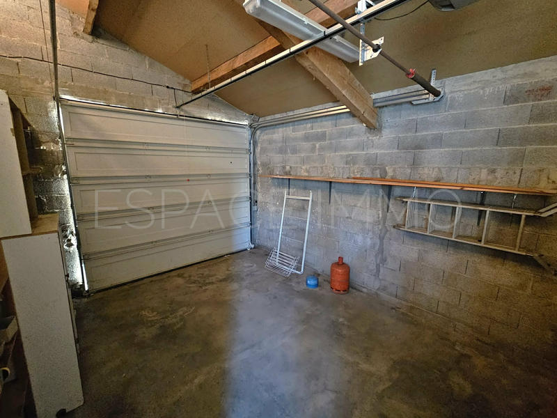 Maison - 95 m² - 3 pièces