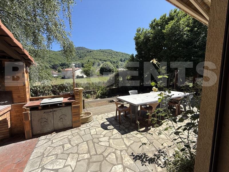 Maison traditionnelle - 132 m² - 6 pièces