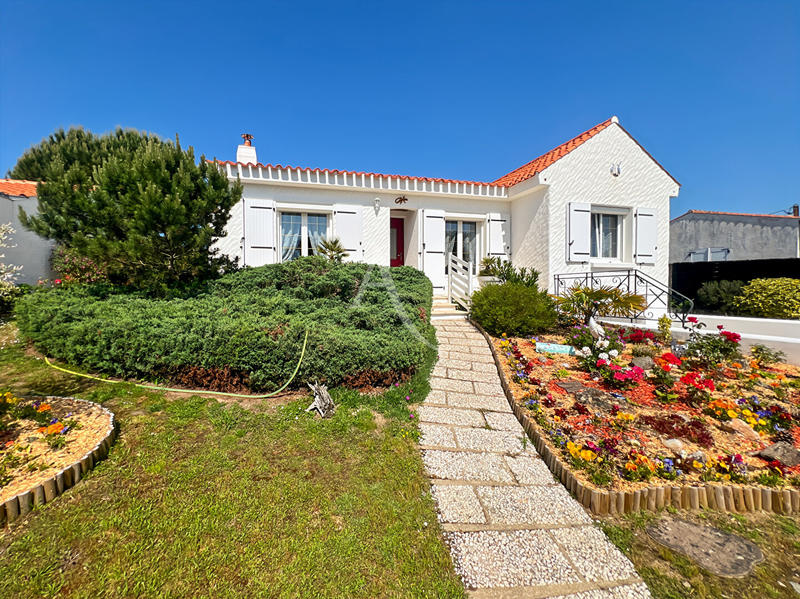 Maison - 92 m² - 5 pièces