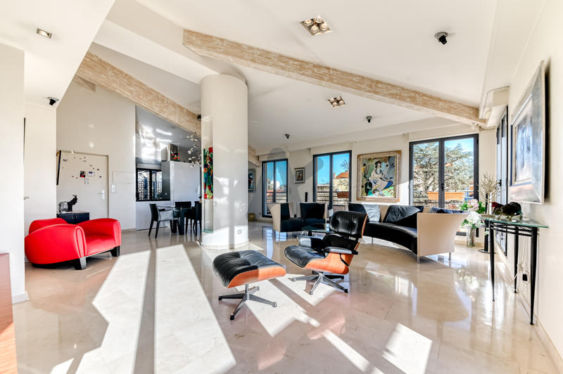 Appartement - 121 m² - 3 pièces