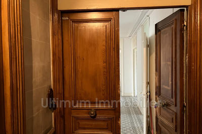 Appartement - 146 m² - 6 pièces