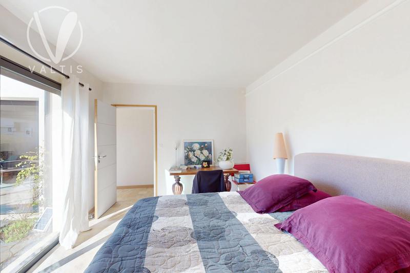 Maison contemporaine - 177 m² - 5 pièces