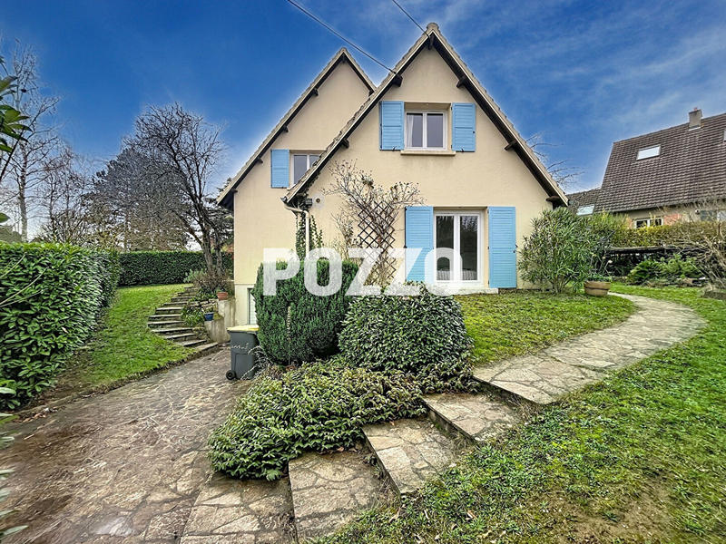 Maison - 184 m² - 8 pièces