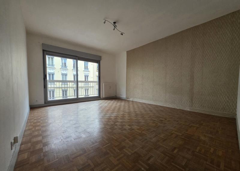 Appartement - 82 m² - 4 pièces