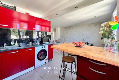 Appartement - 65 m² - 4 pièces