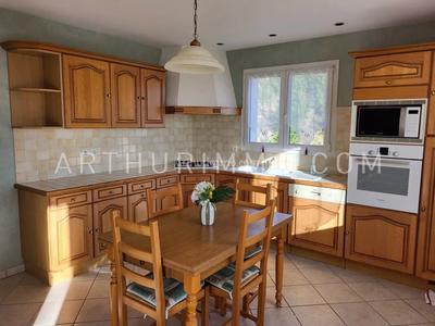 Maison - 104 m² - 4 pièces